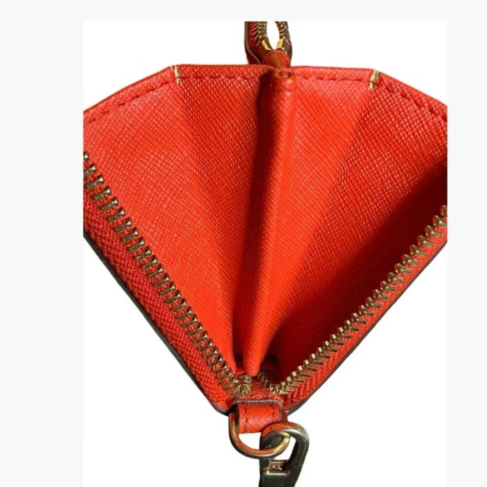 Tory Burch Round Zip Medium Continental Wallet in Red Saffiano Leather EUC